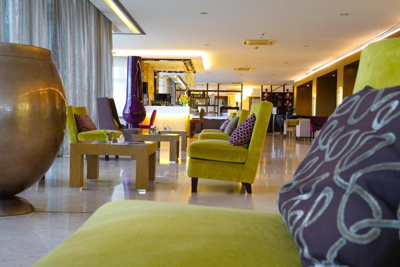 أبيتاليا تاور بلازا بيزا المظهر الخارجي الصورة The lobby of the hotel