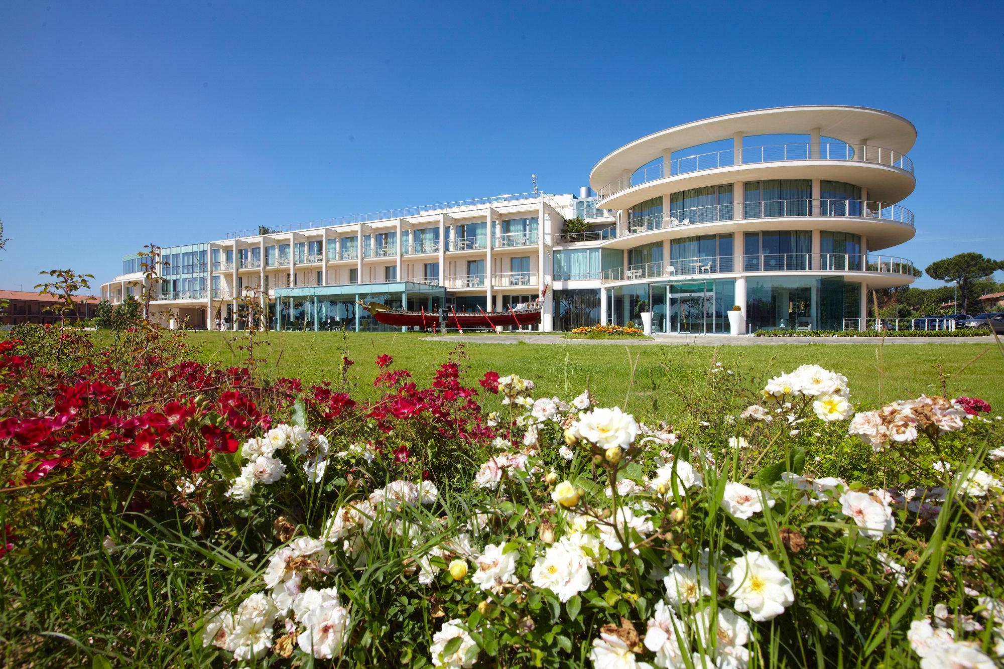 أبيتاليا تاور بلازا بيزا المظهر الخارجي الصورة The International Centre for Life