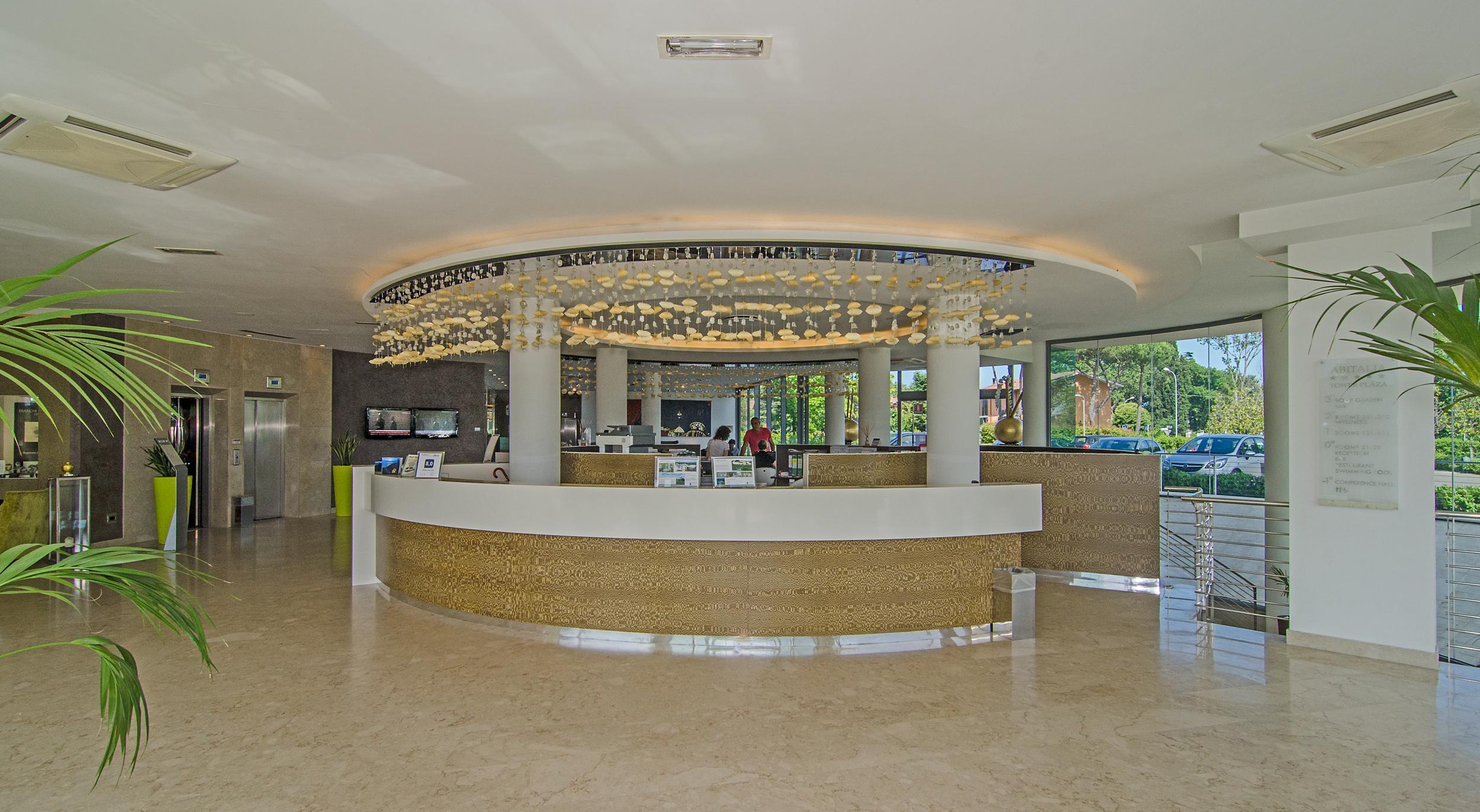 أبيتاليا تاور بلازا بيزا المظهر الخارجي الصورة Reception